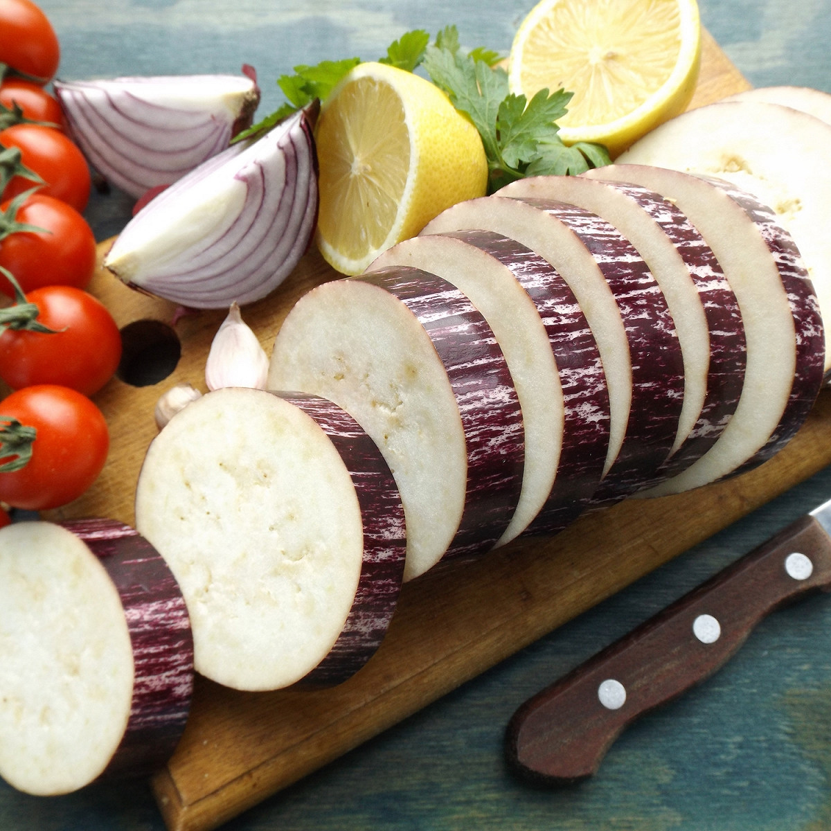 Aubergines aux oignons